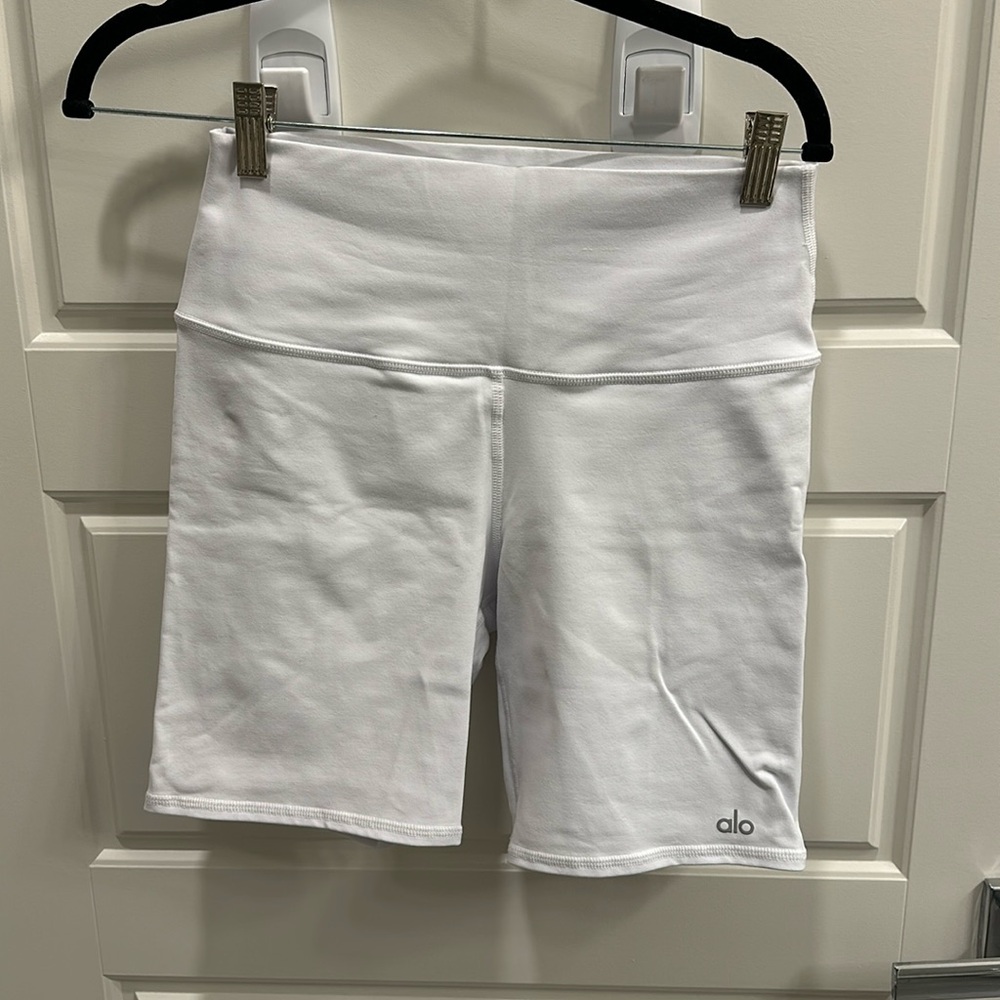 Alo Bike Shorts 7” High Rise